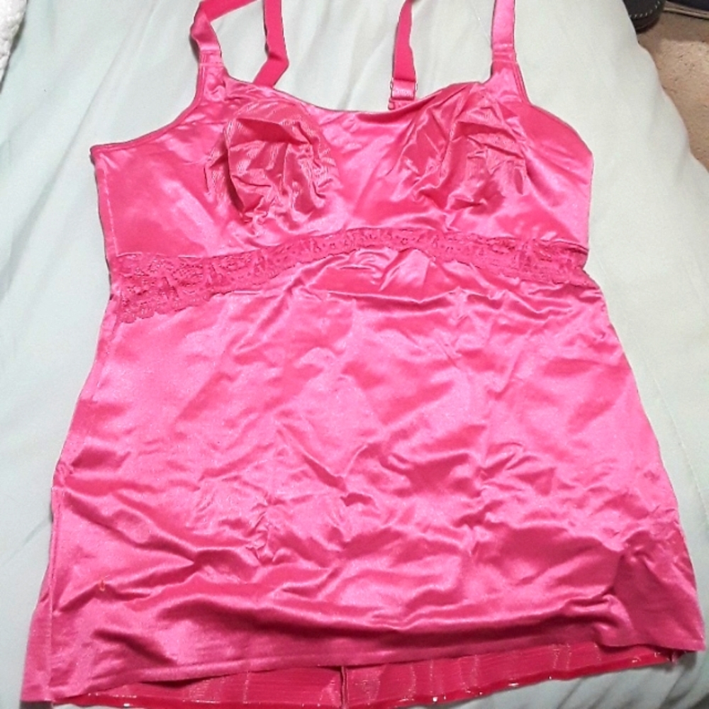 RUBY RIBBON SZ 40 CAMISOLE